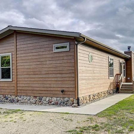 Countryside - 2 Living Spaces - Close To The Dells Villa Wisconsin Dells Exterior photo